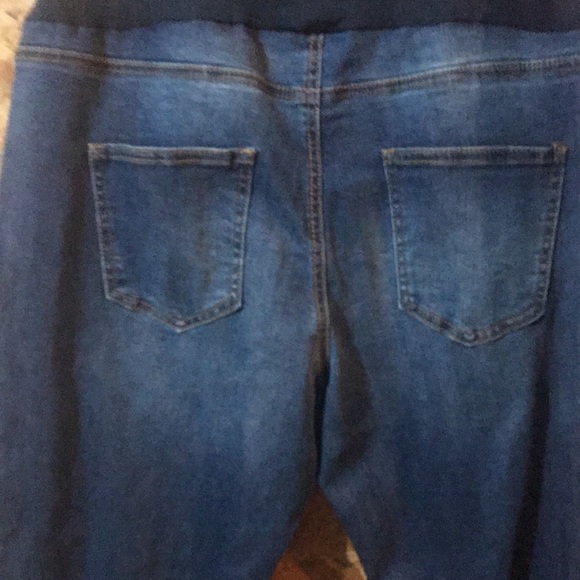 NWT Maternity Jeans /Lg 12-14 - Picture 8 of 8